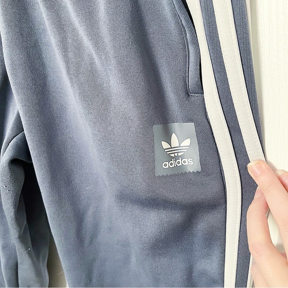 ✧・゚adidas dusty blue joggers - Picture 7 of 8